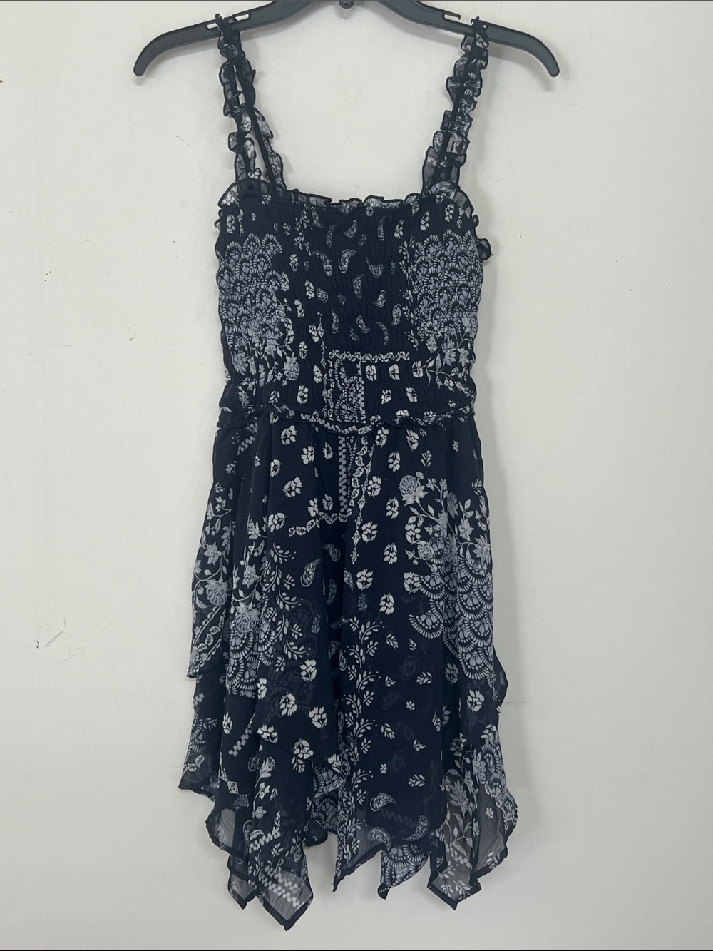 🌞 Trixxi Navy Blue Floral Smocked Bandana Handkerchief Dress women size M